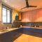 Lindsay Manor VaNa 4BHK Private Pool 1KM Beach