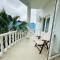 Claude Monet beach hotel - Ureki