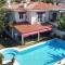Luxury Villa in CESME - ILICA