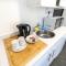 Compact studios available close to UoB and 10mins from the City!