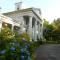House of 1833 Bed and Breakfast