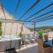 3 Bedroom Beach Front Home In Pucisca