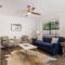 Charming 2 bedroom unit with large yard - Austin