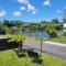 Chalet Sea-renity Lakeside met jacuzzi