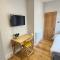 Just off Gloucester Rd, small modern studio - Bristol