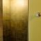 Dwntwn home, Prvt Rooftop and Soaking Tub!