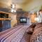 Lap of Luxury by Eden Crest - غاتلينبرغ