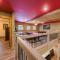 Lap of Luxury by Eden Crest - غاتلينبرغ