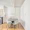 Eiffel tower 10 minutes 1BR Renovated - 巴黎
