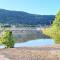 Kärnten Ossiacher See Apartment zwei Zimmer Ferienwohnung direkter Seezugang Strand beheizte Schwimmhalle