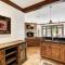 Ski-in Ski-out 1 BdrDen in exclusive Horizon Pass condo