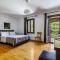 Alexandra Pool Villa - Comfort & Views Near Town