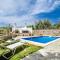 Alexandra Pool Villa - Comfort & Views Near Town