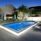 Apartments Šemper - HEATED POOL