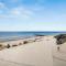 Oceanview escape in beachside Glenelg