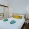 Sunny & Charming Oeiras Historical Center House