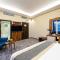 Crown Rose Al Sahafa Hotel