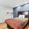 Econo Lodge Akron Copley Northwest