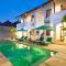 Villa Amalia Walk To Legian Beach