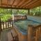 Whippoorwill Calling - Panoramic Mineral Bluff Cabin - Panoramic Views, Hot Tub, Nature Trail, Private Cul-De-Sac Home, Firepit, - 米纳勒尔布拉夫