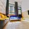 CityWalk Cottage With Two Beds and Courtyard
