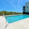 Topsail Serenity