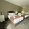 Midland Inn & Suites