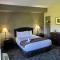Midland Inn & Suites