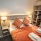 Rooms at the Apple Pie