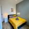Chic Renovated 2 Bedroom entire apartment or only Private Rooms in Liberation in Nice with Garage on demand, AC, Wi-Fi and Tram Access - Nice
