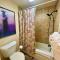 Lake view queen Guest Room with two queens, sleeper sofa and deck overlooking Lake Ouachita, Hotel Room - Mount Ida