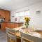 Pass the Keys Tranquil Haven Stylish 2BR Flat with Parking - Knowsley