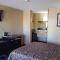 Carefree Inn Flatonia