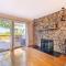 Large Lake Tudor Home, Dock, 3 acres, walk to Bagnell Dam , 1 MM - بحيرة أوزارك