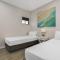 Cairns North 4-Bed with Outdoor Dining & Pool