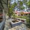SANTINIKETAN RETREAT, Bolpur