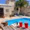 Athenas Pool Oasis