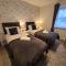 Meadowside Holiday Apartments