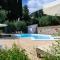 Olive Grove Poolside Apartments