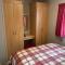 Three bed static caravan with fantastic views and hottub - Swansea
