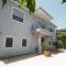 Leka GuestHouse