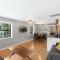 320 8th Avenue