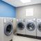 Holiday Inn Express & Suites Tampa Stadium - Airport Area by IHG