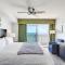Gorgeous Family Style Oceanfront Condo at The Grand Atlantic Ocean Resort - ميرتل بيتش
