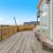 Azohva by Oak Island Accommodations