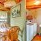Snowflake Cabin - Mins to Cody and Red Lodge!