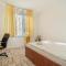 Rustic & Spacious 3BR Apartment - Bucarest