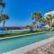 Oceanfront Orange Beach Condo with View and Pool! - شاطئ أورانج