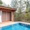 Magenta Hill View Villa 6 bedrooms with a private swimming pool - 万隆