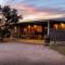 Rockin' R - Mason Jar Cabin - Fredericksburg